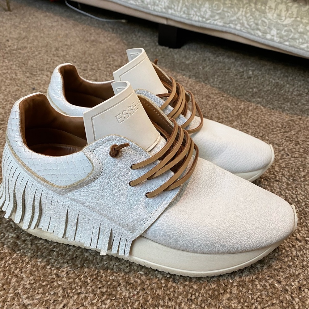 ESSEutESSE fringe sneakers